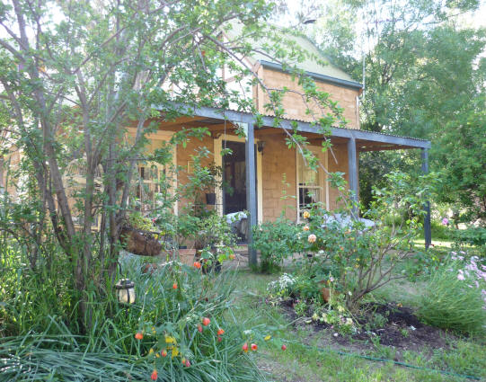bed and breakfast in garden